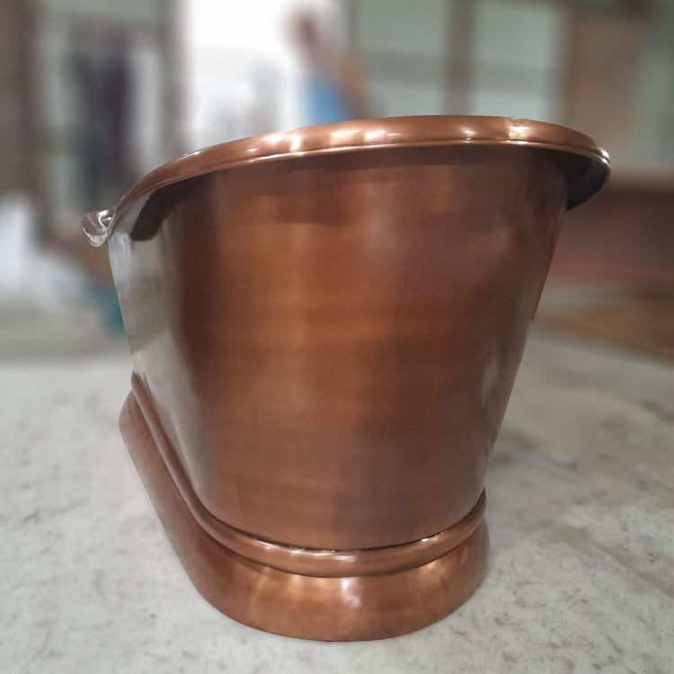 Smooth Single Slipper Pedestal Copper Bathtub