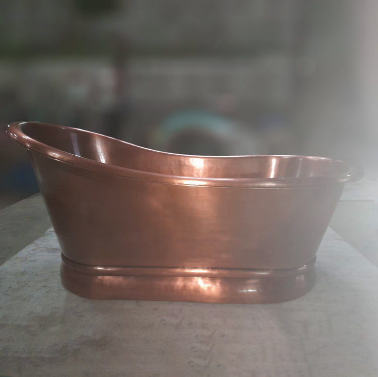 Smooth Single Slipper Pedestal Copper Bathtub