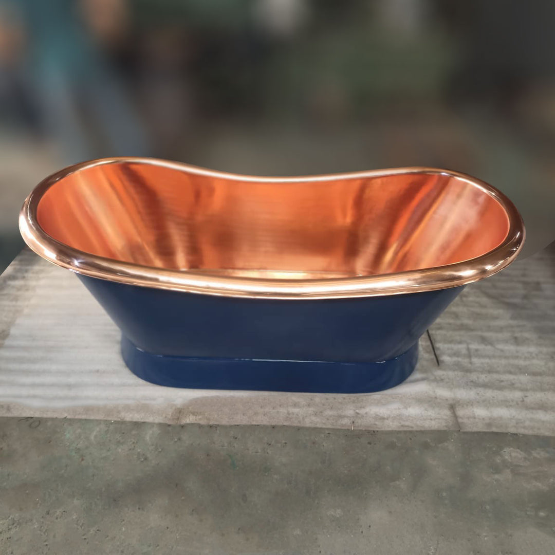 Slanting Base Copper Bathtub Copper Interior & RAL5022 Night Blue Exterior