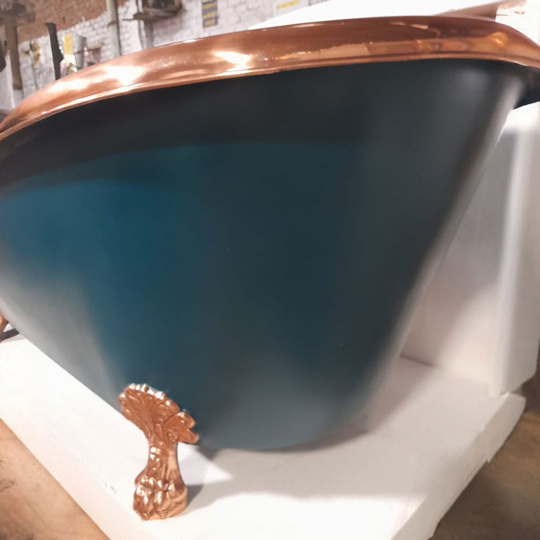 Copper Bathtub RAL 6004 Blue-Green Exterior & Copper Clawfoot Legs